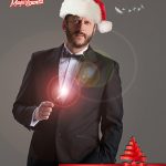 Closeup-Magie-Walkact-Zauber-Show-Weihnachtsmann-Zauberer-Weihnachtsfeier